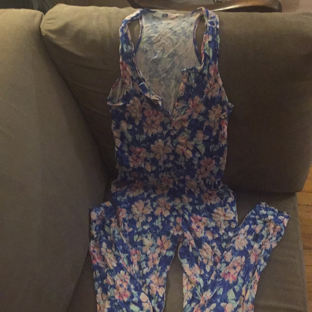 ⚡️ H&M GIRLS Jump suit (10/11 yrs)